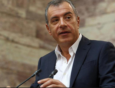 Στ.Θεοδωράκης: «Εγώ κατεβαίνω για να αμφισβητήσω την εξουσία του Αλέξη Τσίπρα»